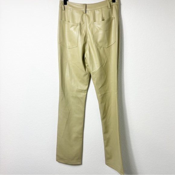 WHO WHAT WEAR SIZE 26 WOMEN BEIGE FAUX LEATHER PANTS NEW WITHOUT TAGS - Picture 2 of 5